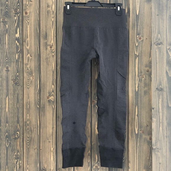 Lululemon Ebb to street leggings - Picture 2 of 4